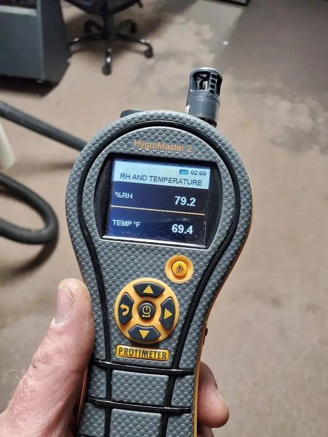 Moisture meter humidity assessment for Mold Remediation & Removal in Holland